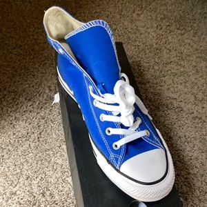 New - Mens converse (Chuck Taylors) shoes